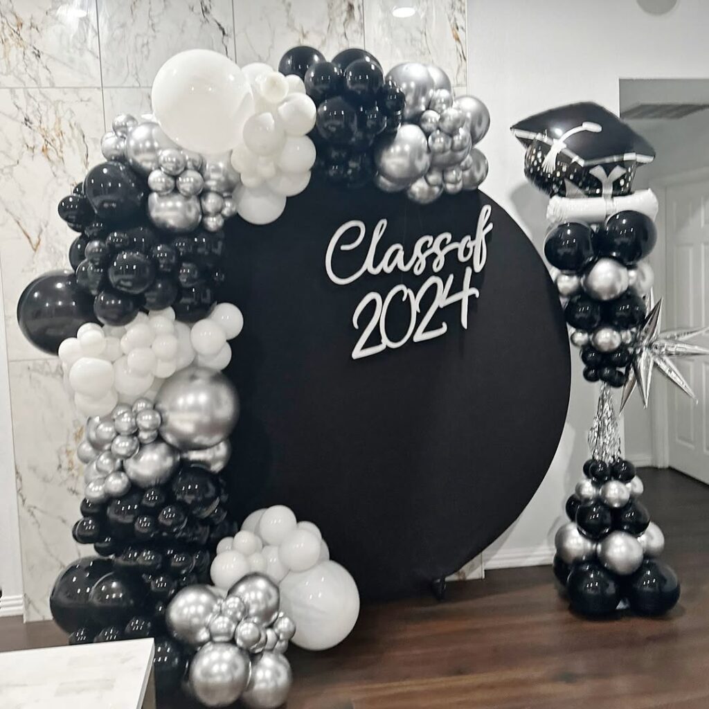 11 graduation backdrop ideas