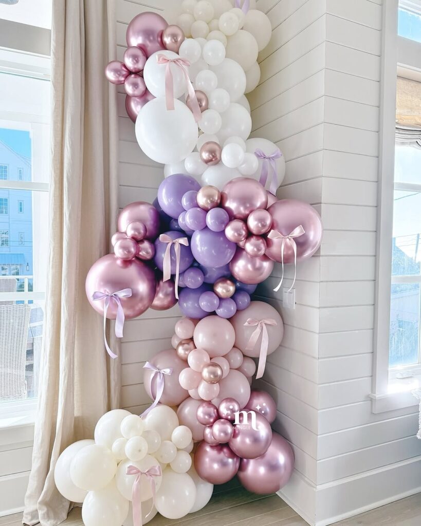 32 balloon backdrop ideas