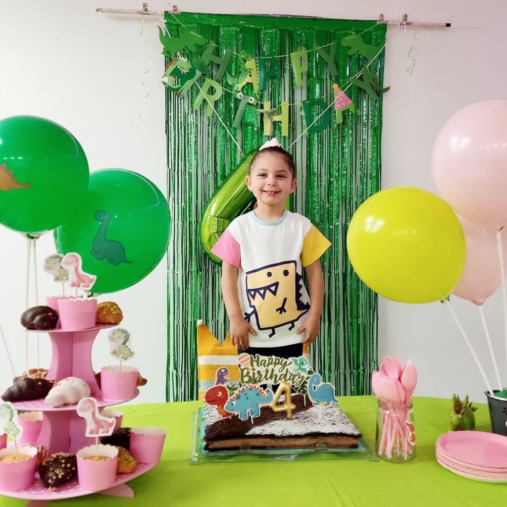 10 dinosaur birthday party ideas