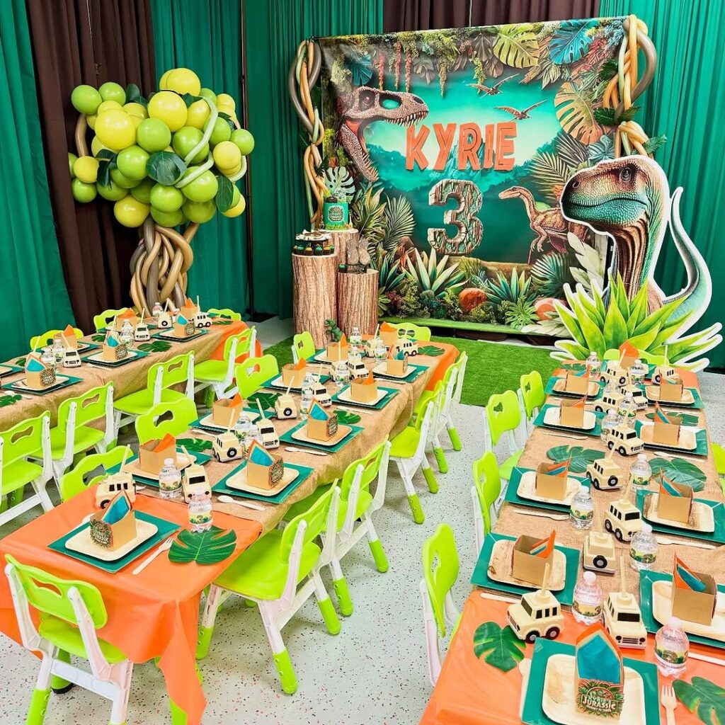 12 dinosaur birthday party ideas