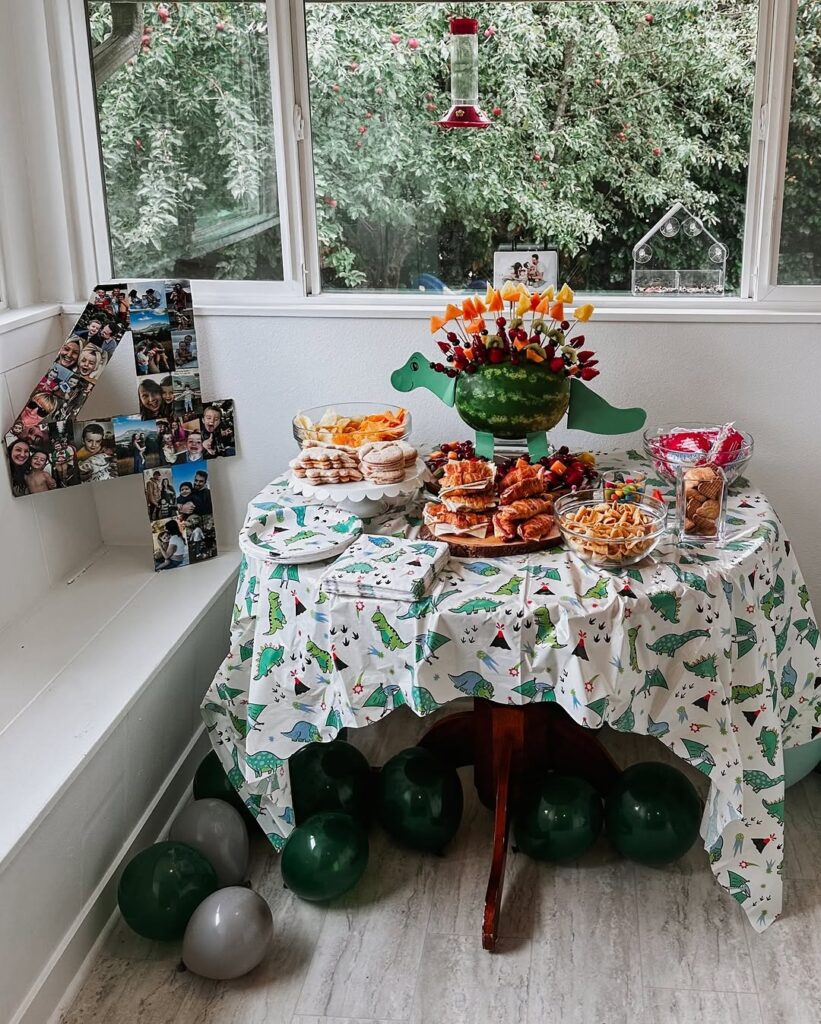 22 dinosaur birthday party ideas